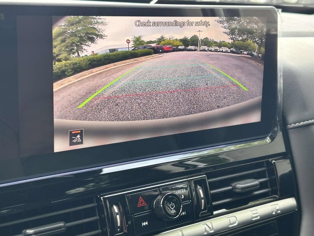 New 2026 Nissan Pathfinder SV w/ Cargo Package FWD image 26