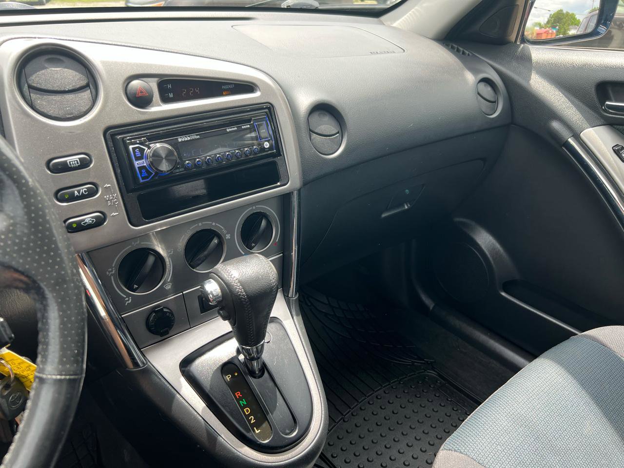 Used 2007 Toyota Matrix FWD image 15