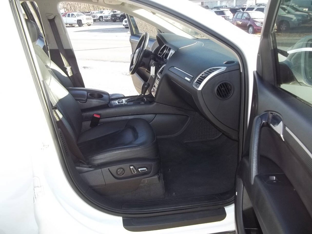 Used 2010 Audi Q7 TDI Premium Plus AWD/4WD image 11