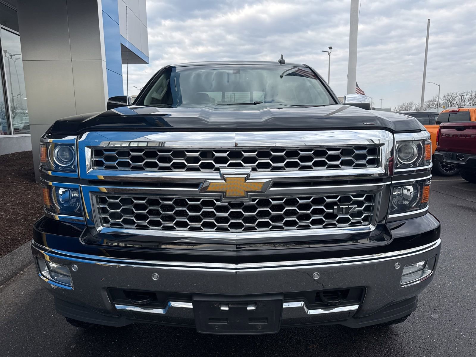 Used 2015 Chevrolet Silverado 1500 LTZ w/ LTZ Plus Package image 3