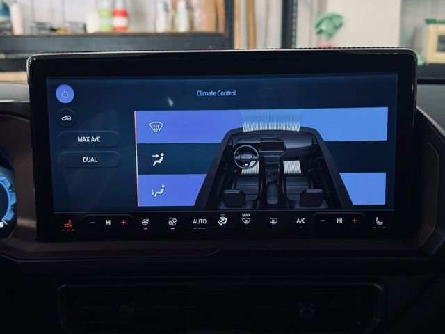 Used 2025 Ford Bronco Sport Outer Banks w/ Outer Banks Tech Package+ image 36