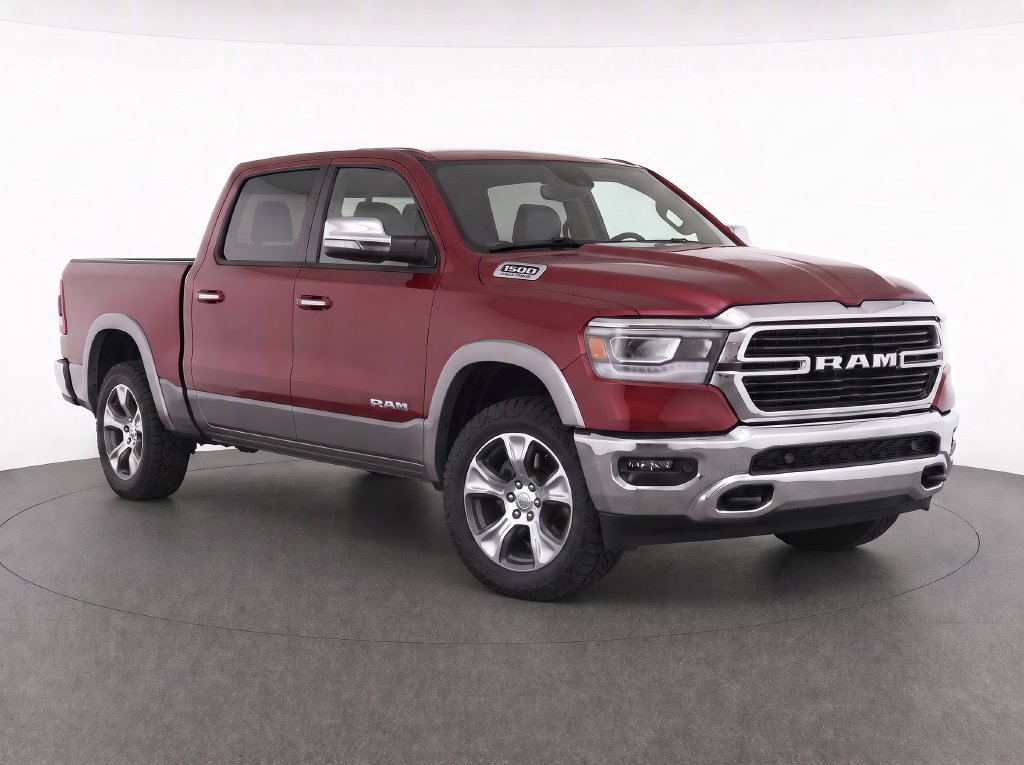 Used 2021 RAM 1500 Laramie AWD/4WD image 2