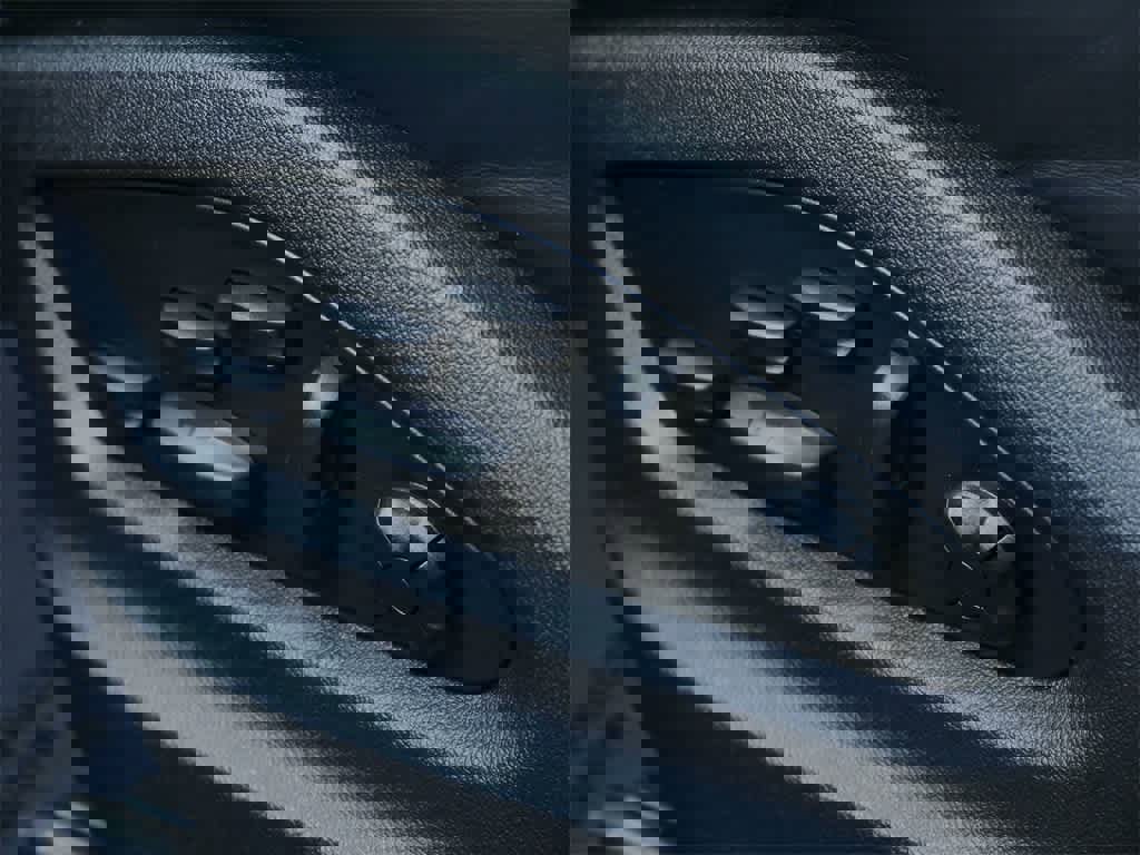 New 2025 Porsche Cayenne S image 12
