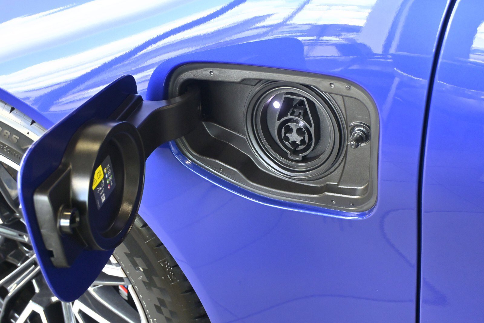 New 2026 BMW M5 w/ Carbon Package image 28