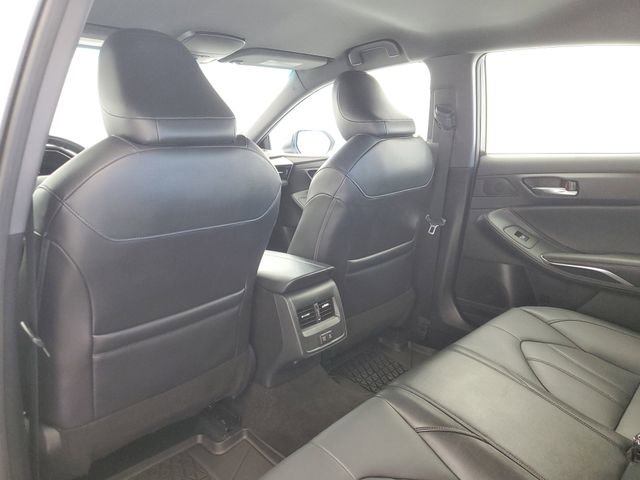 Used 2022 Toyota Avalon XLE FWD image 12