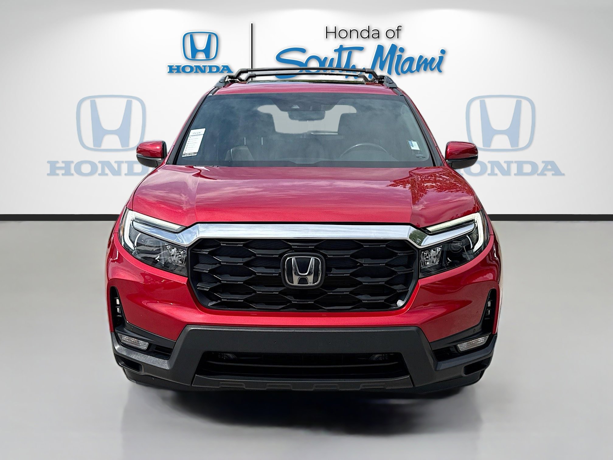 Certified 2024 Honda Passport EX-L image 2