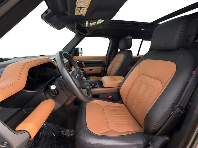 Certified 2023 Land Rover Defender 110 X AWD/4WD image 10