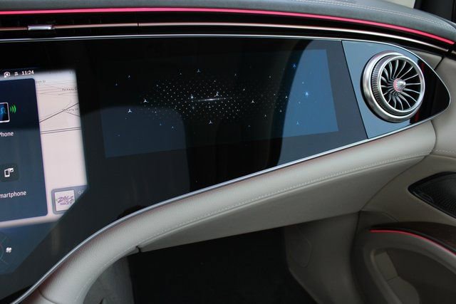 Used 2023 Mercedes-Benz EQS 580 4MATIC SUV image 28