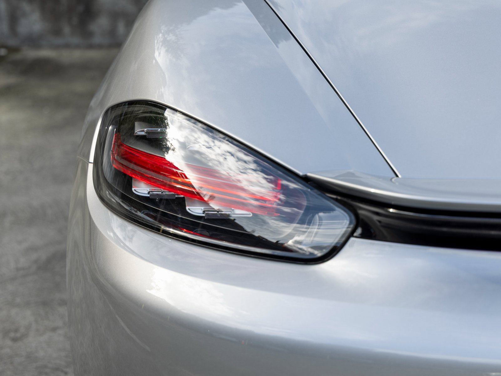 Certified 2025 Porsche 718 Boxster S image 19