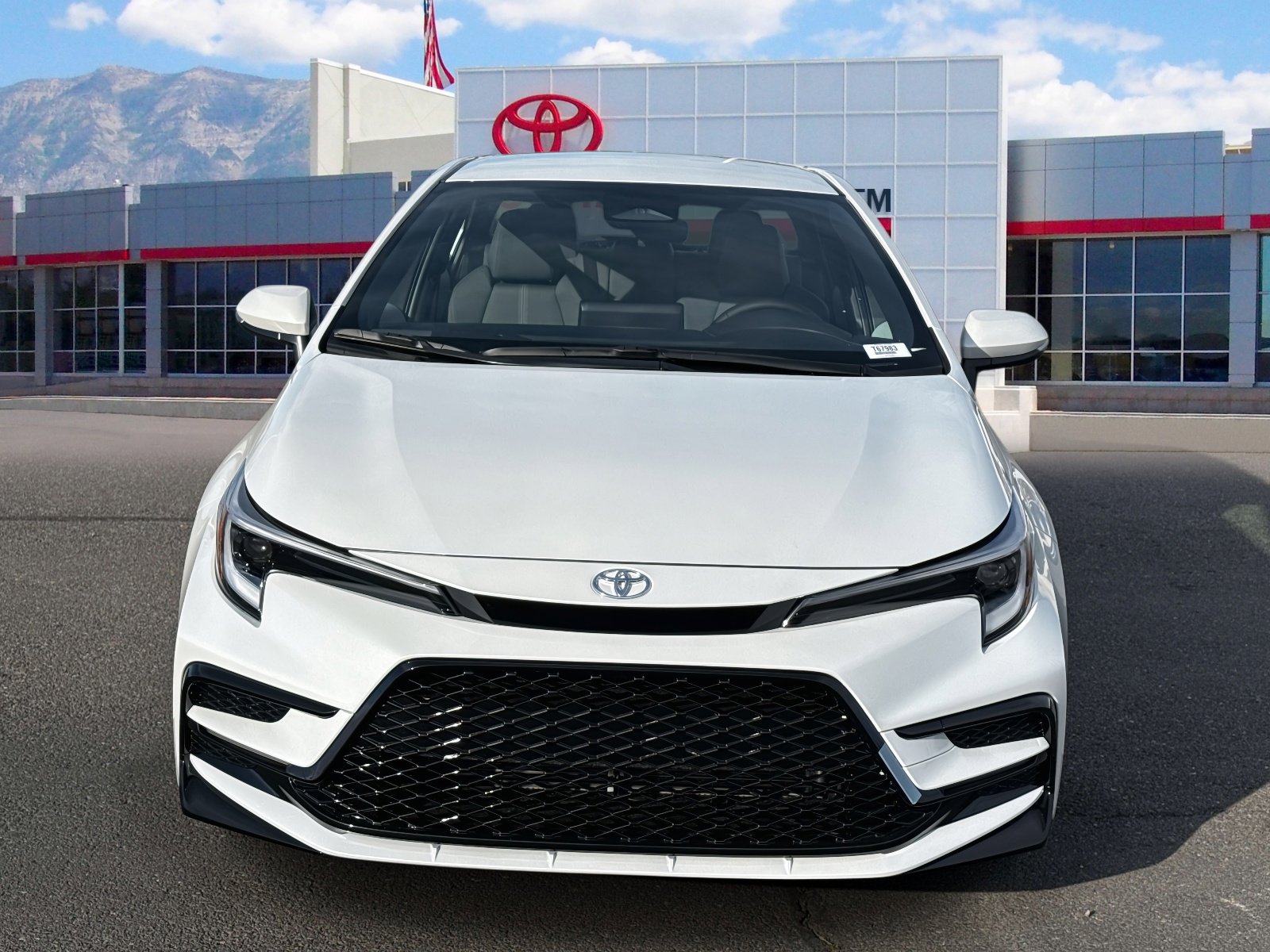 New 2026 Toyota Corolla SE image 2