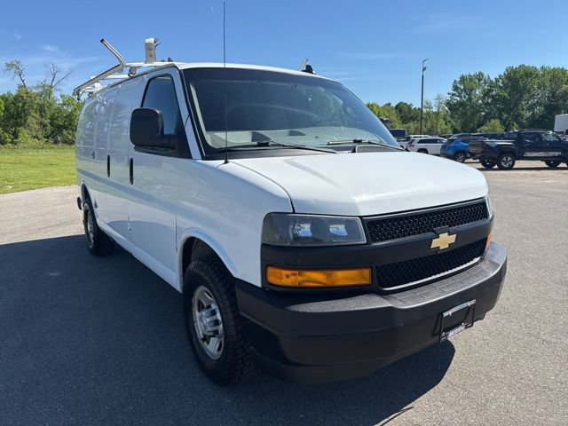 Used 2018 Chevrolet Express 2500 RWD image 7