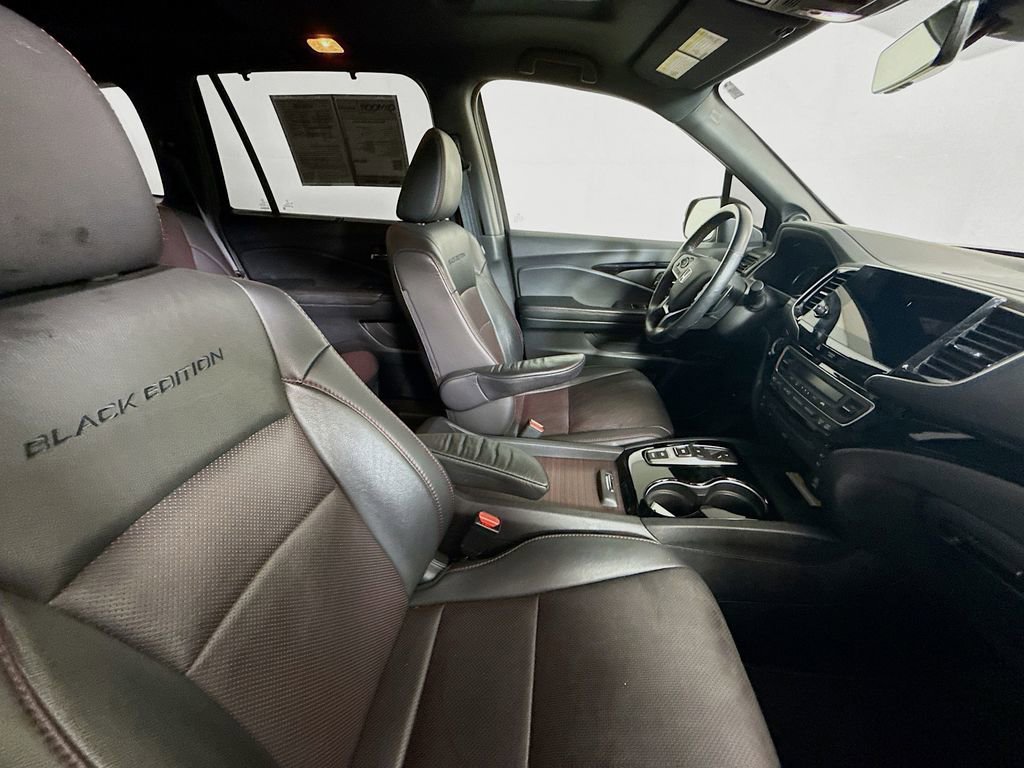 Used 2020 Honda Pilot Black Edition image 29