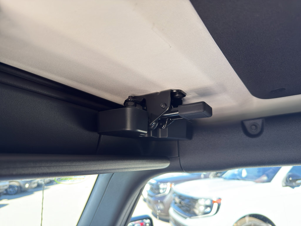 New 2025 Ford Bronco Heritage Edition image 20