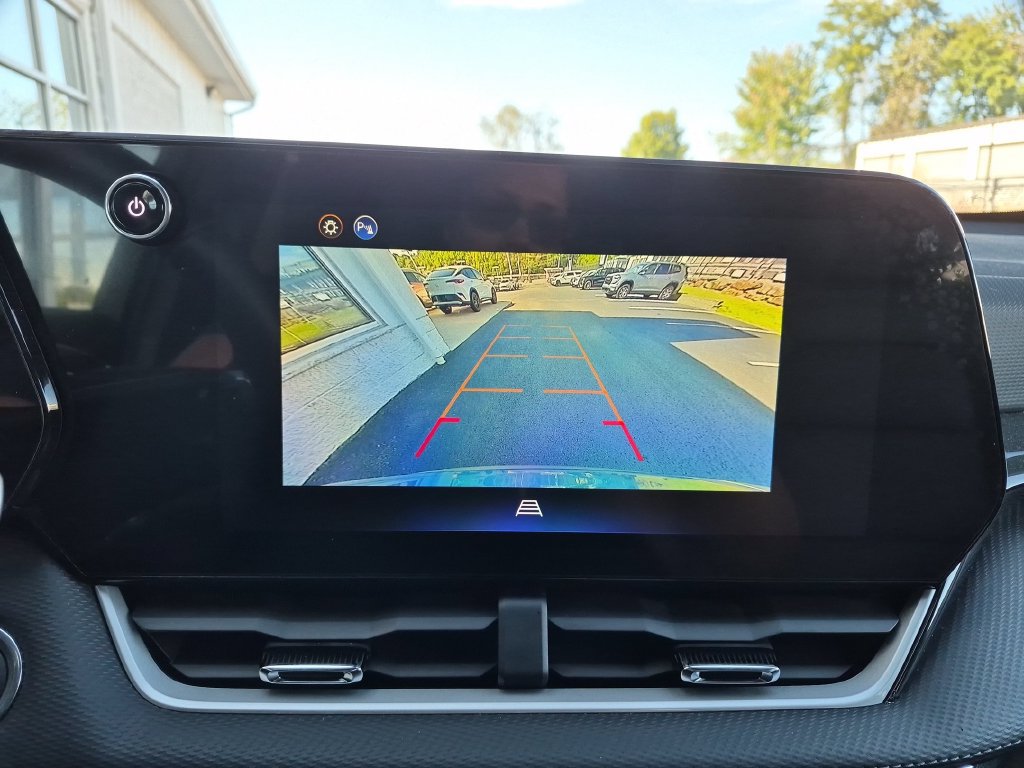 Used 2026 Chevrolet Equinox LT w/ Convenience Package II AWD/4WD image 27