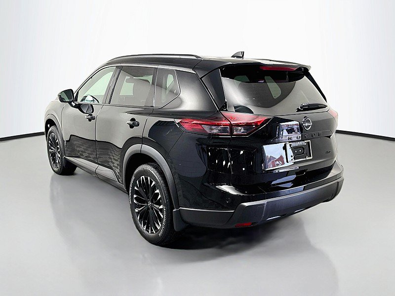 Certified 2026 Nissan Rogue Dark Armor AWD/4WD image 5