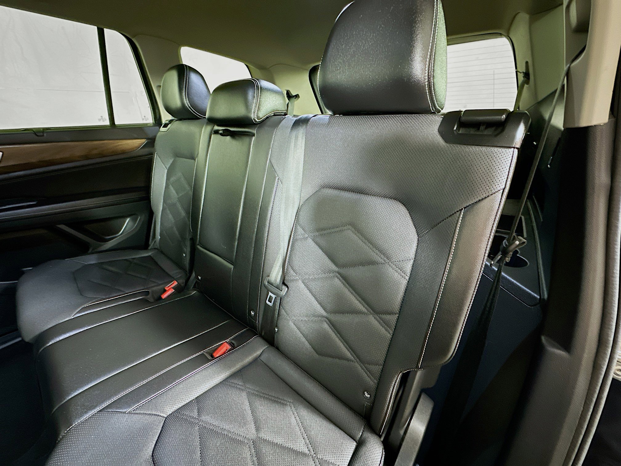 Used 2024 Volkswagen Atlas SE image 22