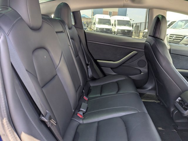 Used 2022 Tesla Model 3 Long Range AWD/4WD image 16