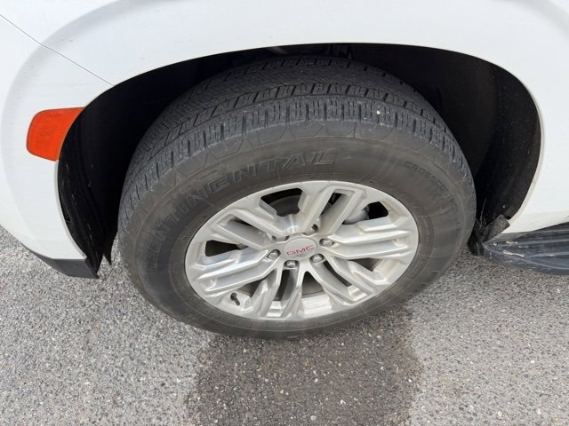 Used 2024 GMC Yukon XL SLT image 7