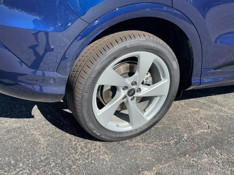 New 2025 Audi Q5 Premium Plus image 4