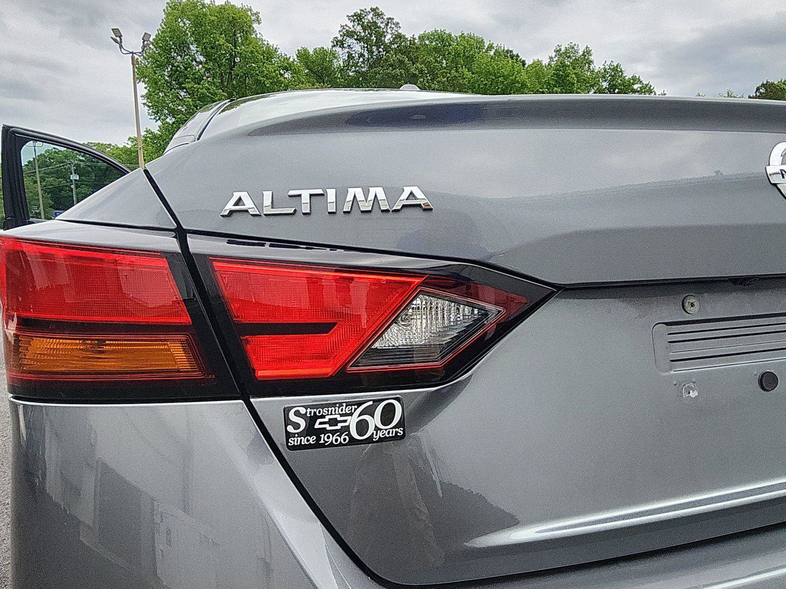 Used 2020 Nissan Altima 2.5 S FWD image 13