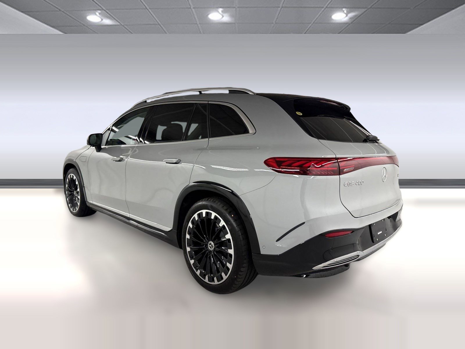 New 2026 Mercedes-Benz EQS 400 4MATIC SUV image 3