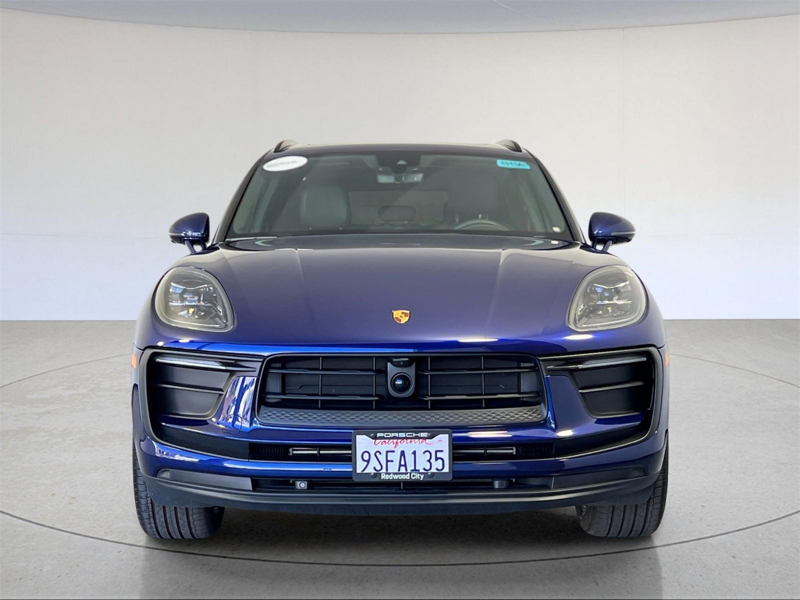 Used 2025 Porsche Macan image 11