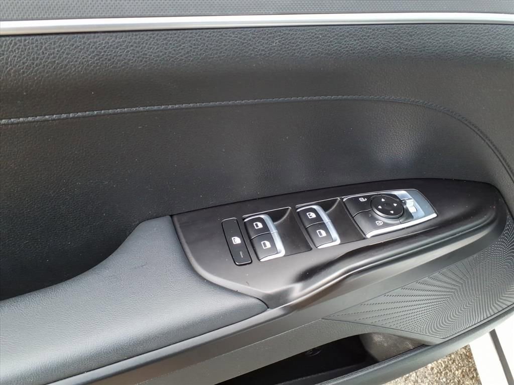 Used 2024 Kia K5 GT-Line image 11