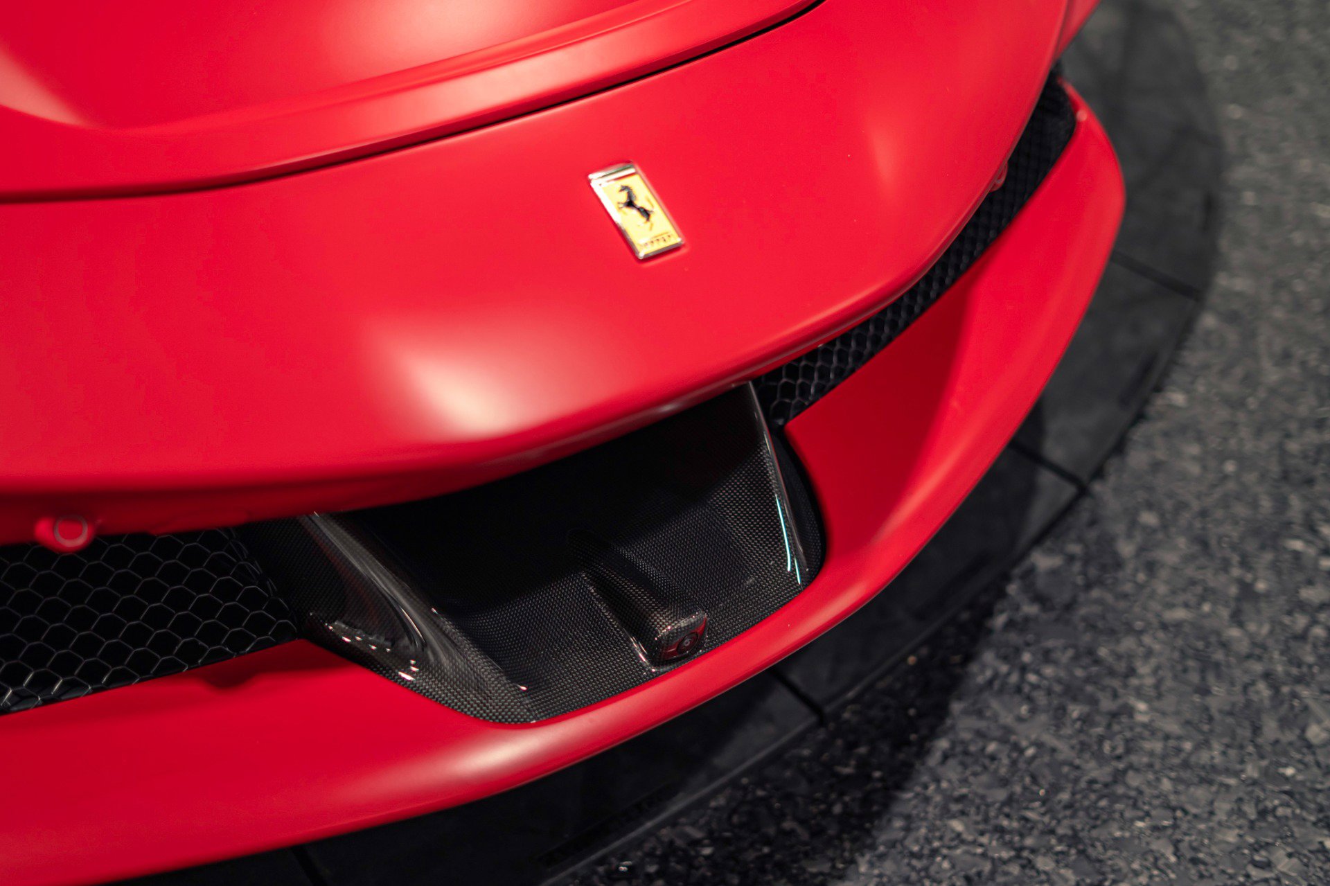 Used 2024 Ferrari SF90 Spider AWD/4WD image 13