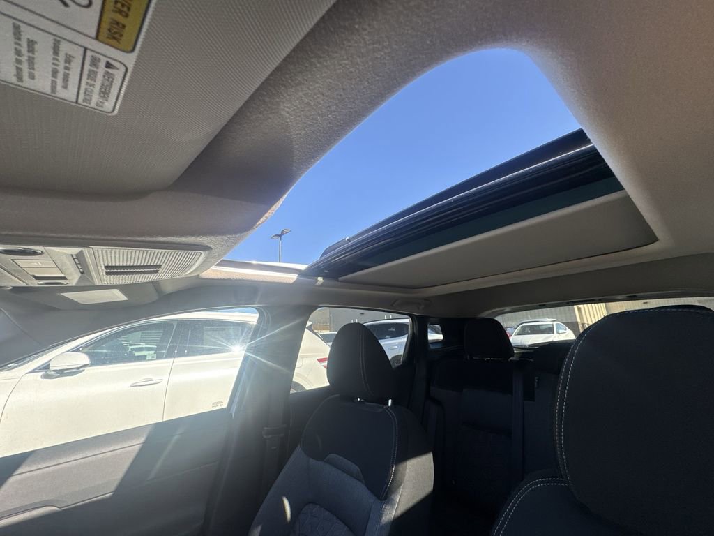 New 2025 Nissan Kicks SV w/ SV Premium Package image 21