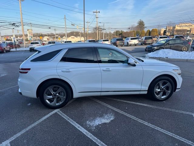 Used 2026 Genesis GV70 2.5T Select image 16