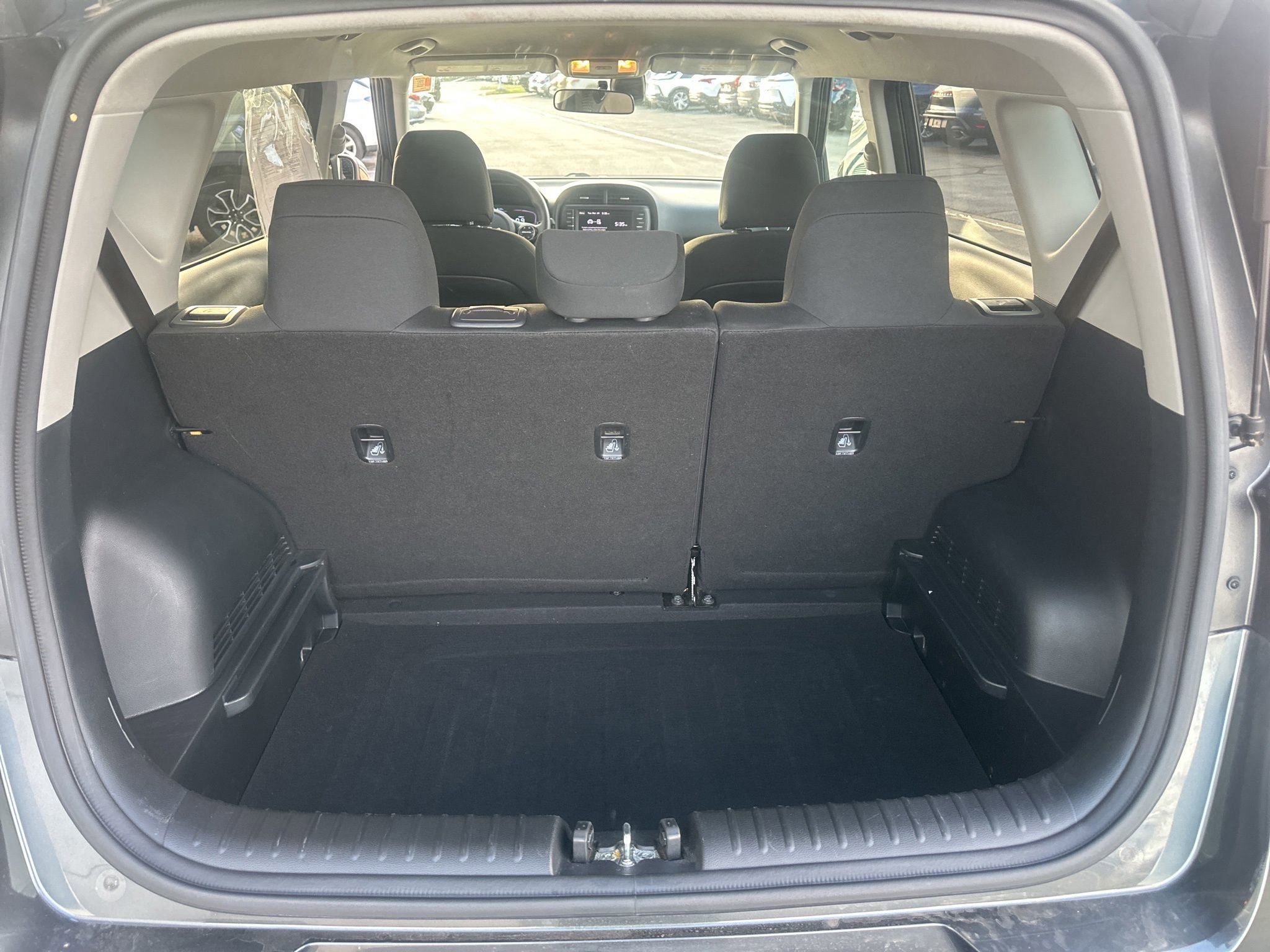 Used 2024 Kia Soul LX w/ Option Group 015 image 13