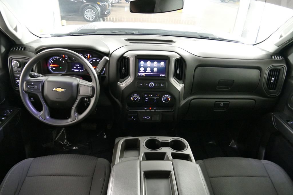 Used 2023 Chevrolet Silverado 2500 Custom w/ Custom Convenience Package image 6