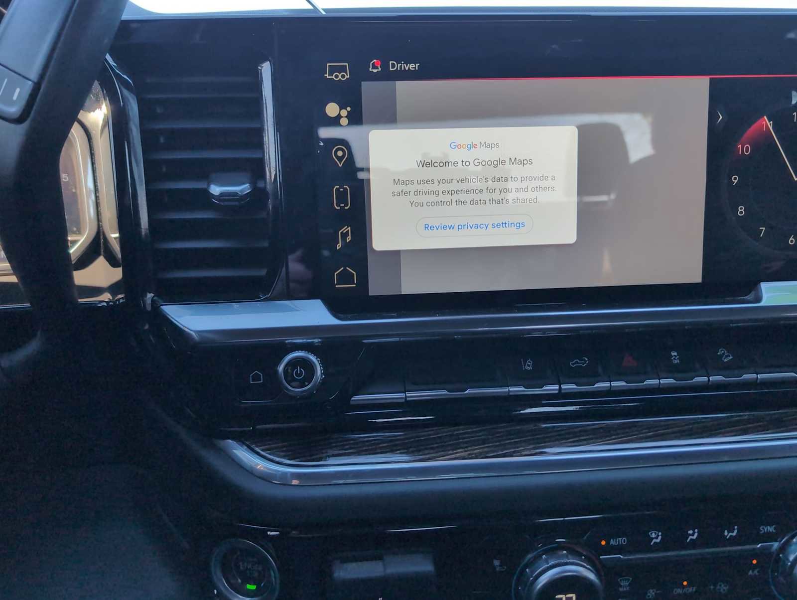 Used 2024 GMC Sierra 2500 SLE w/ SLE Value Package; image 14