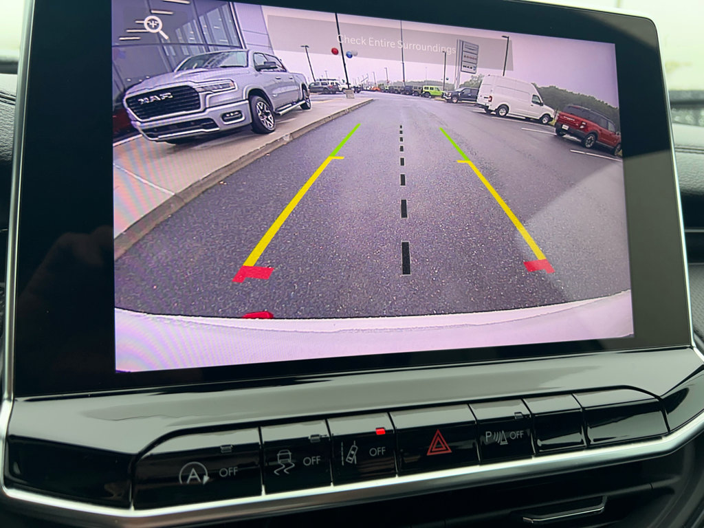 Used 2024 Jeep Compass Trailhawk image 13