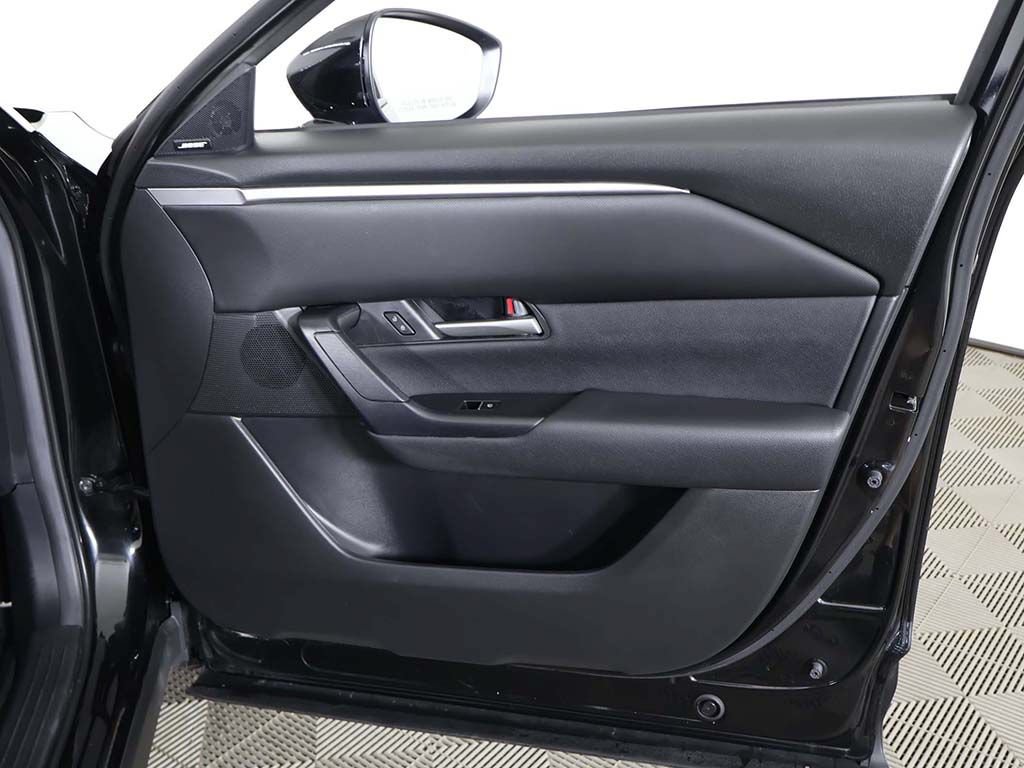 Used 2025 MAZDA CX-50 AWD 2.5 S w/ Premium Package image 26