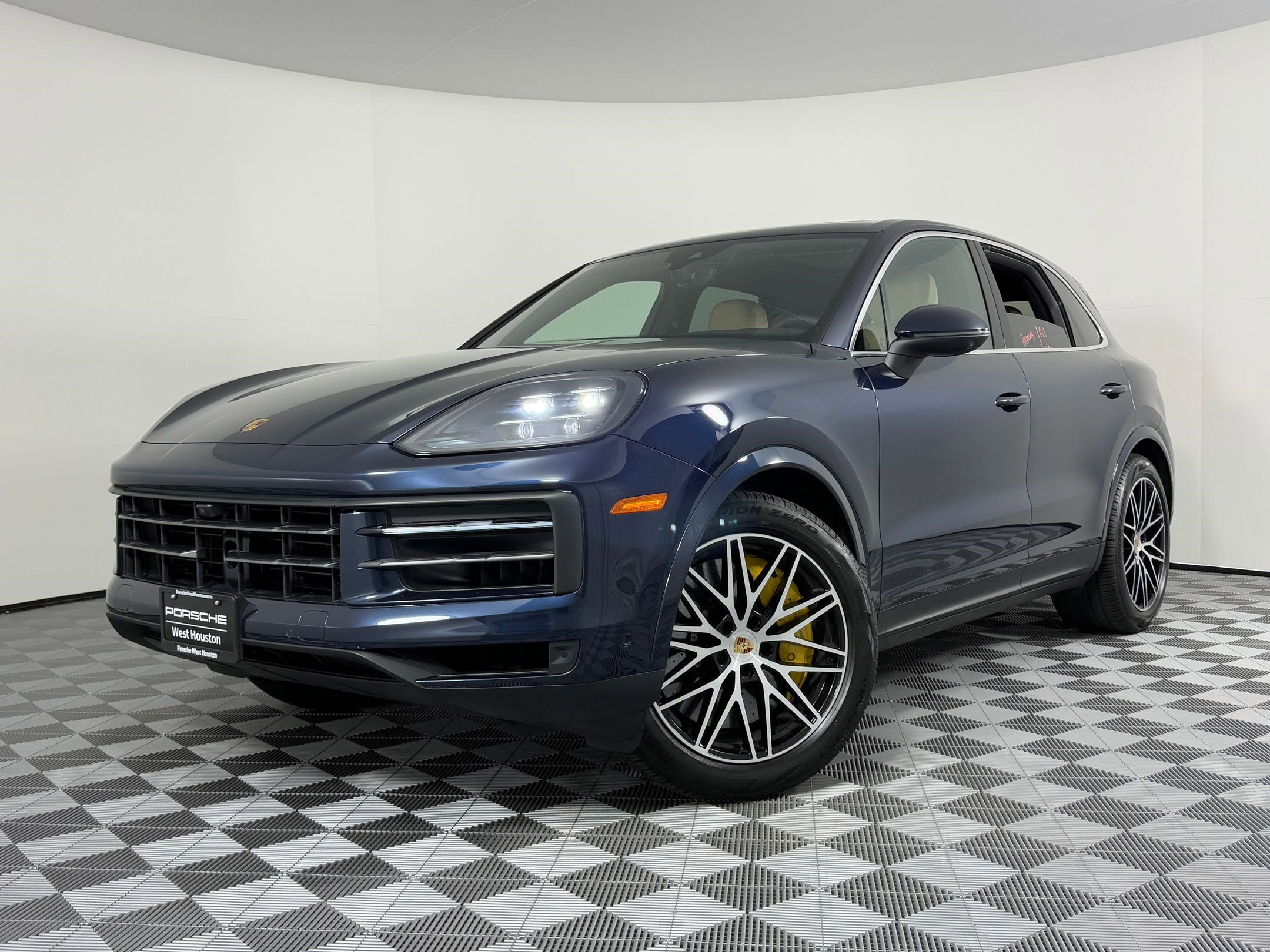 Used 2025 Porsche Cayenne S