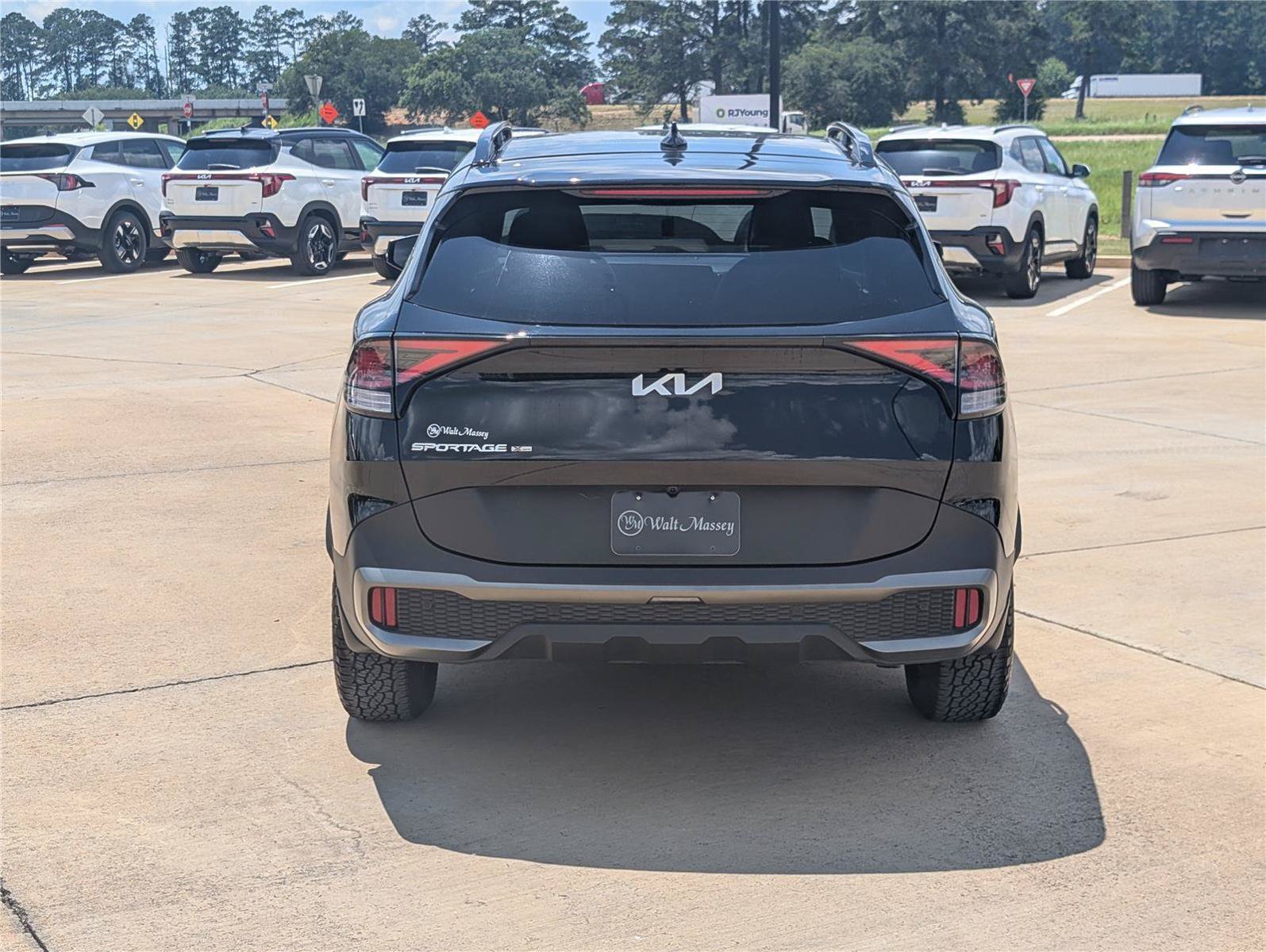Used 2024 Kia Sportage X-Pro AWD/4WD image 4