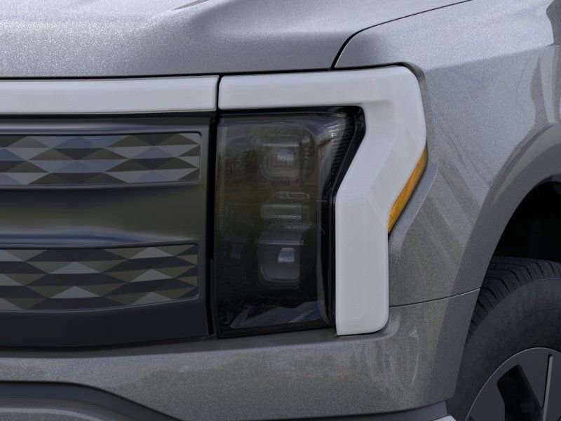 New 2025 Ford F150 Lightning Lariat image 18