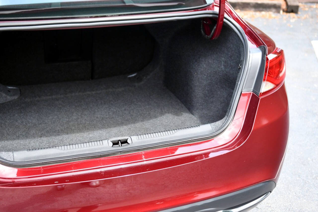 Used 2015 Chrysler 200 Limited FWD image 38