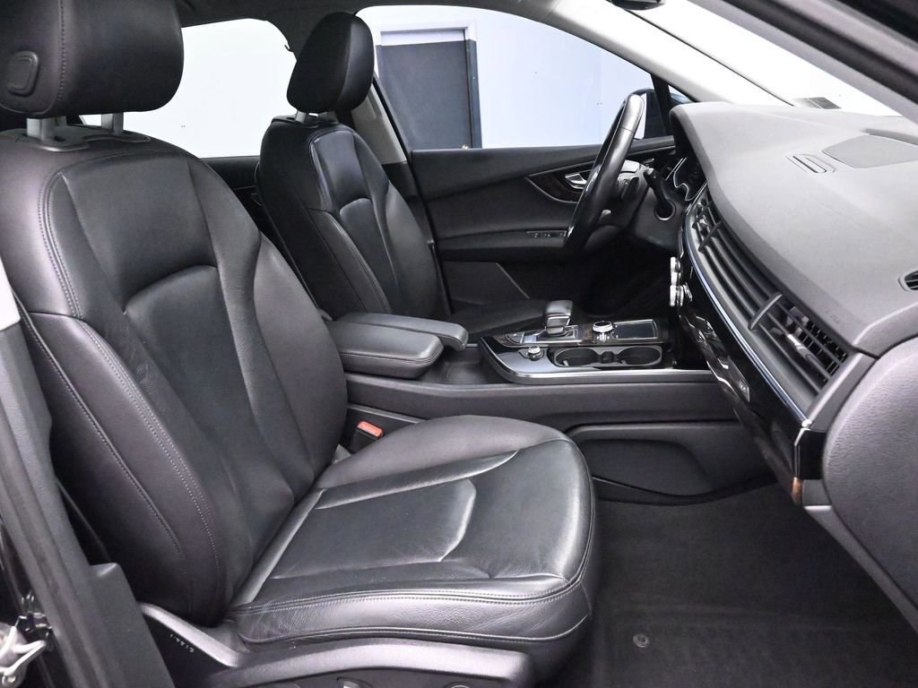 Used 2017 Audi Q7 3.0T Premium Plus image 22