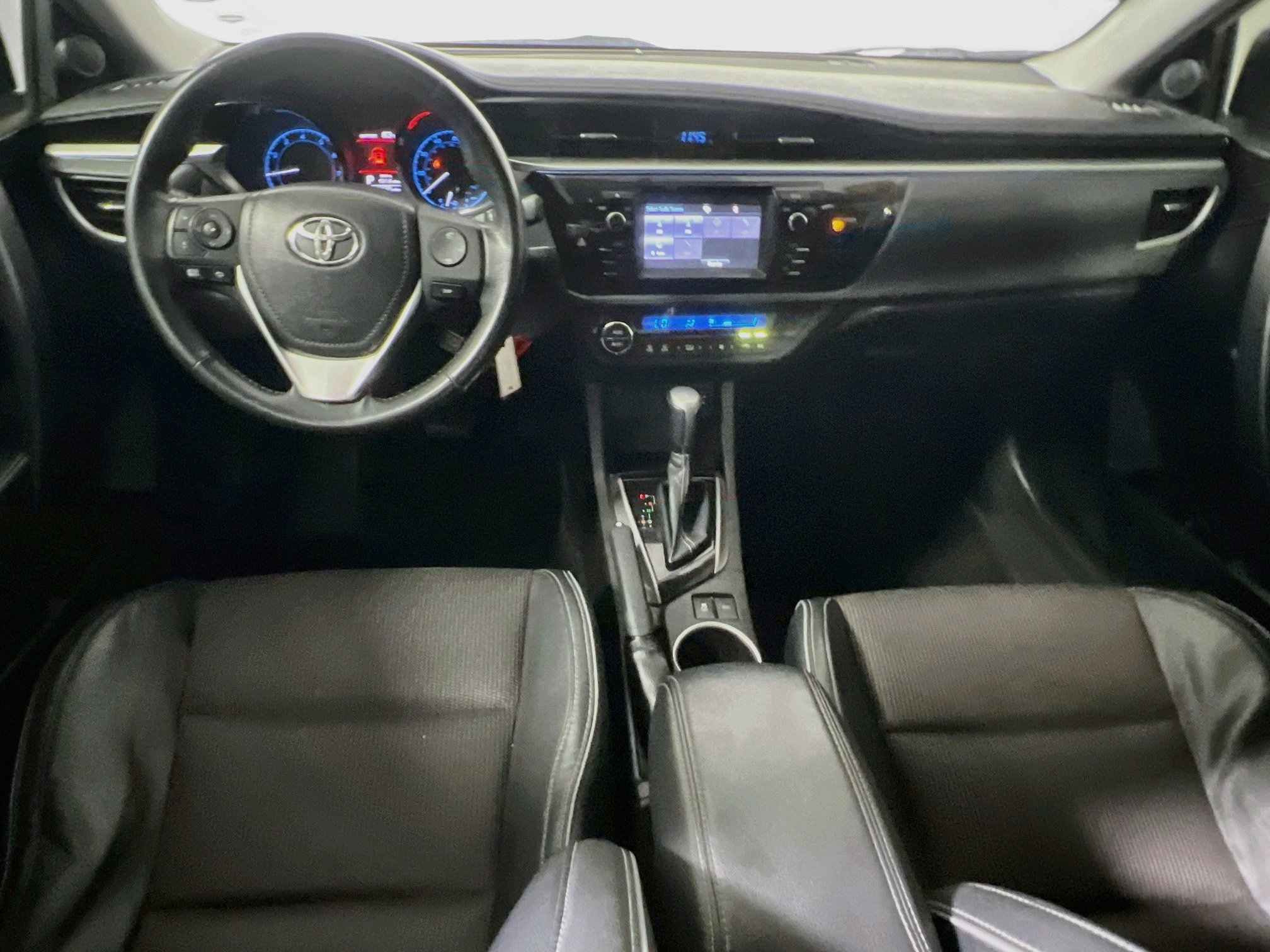Used 2015 Toyota Corolla S FWD image 28