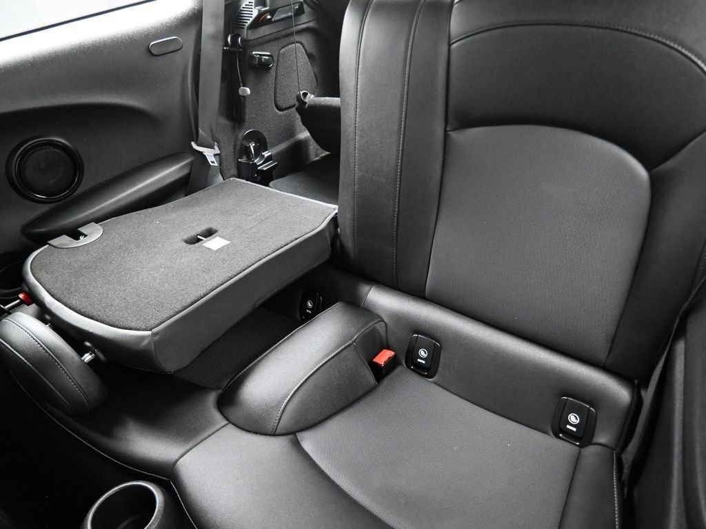 Used 2023 MINI Cooper S FWD image 9