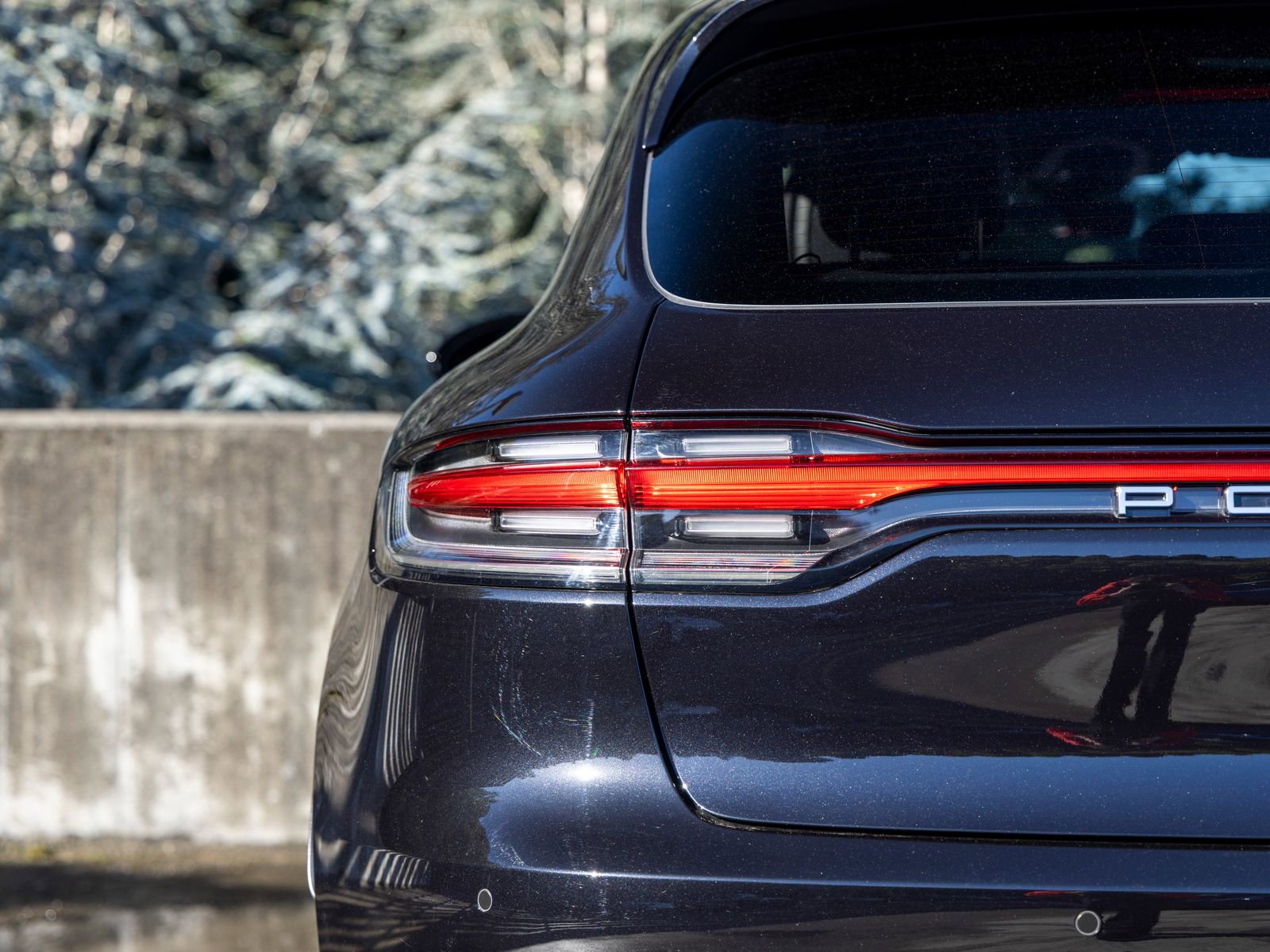 Certified 2025 Porsche Macan image 19