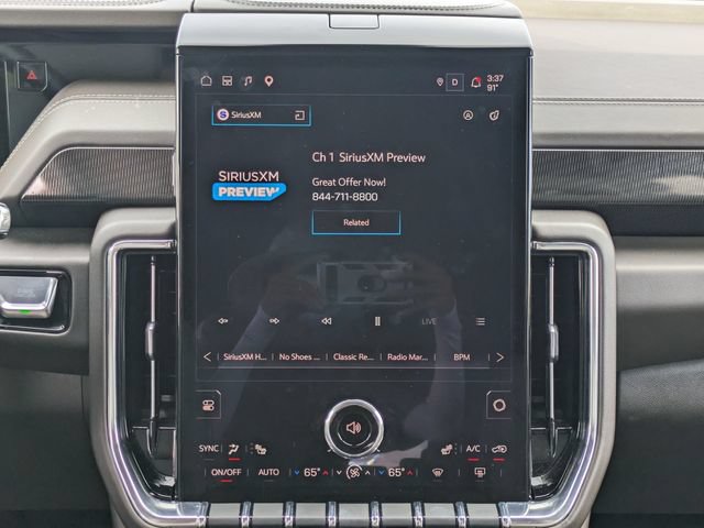 Certified 2025 GMC Yukon Elevation AWD/4WD image 19