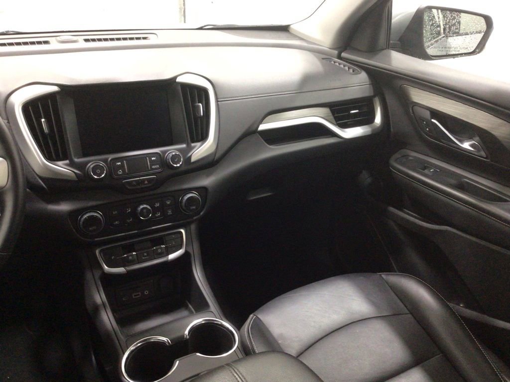 Used 2024 GMC Terrain SLT image 37