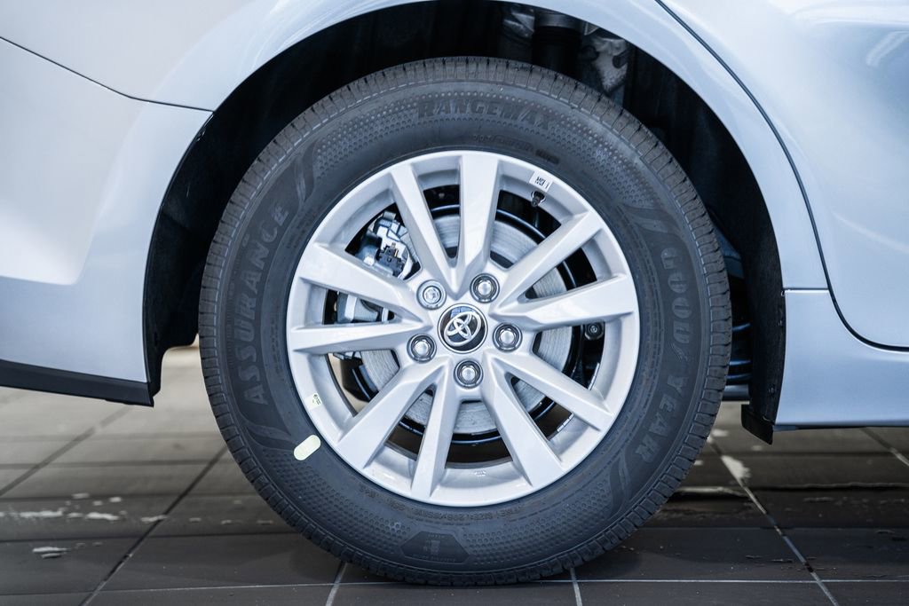 New 2026 Toyota Camry LE image 15