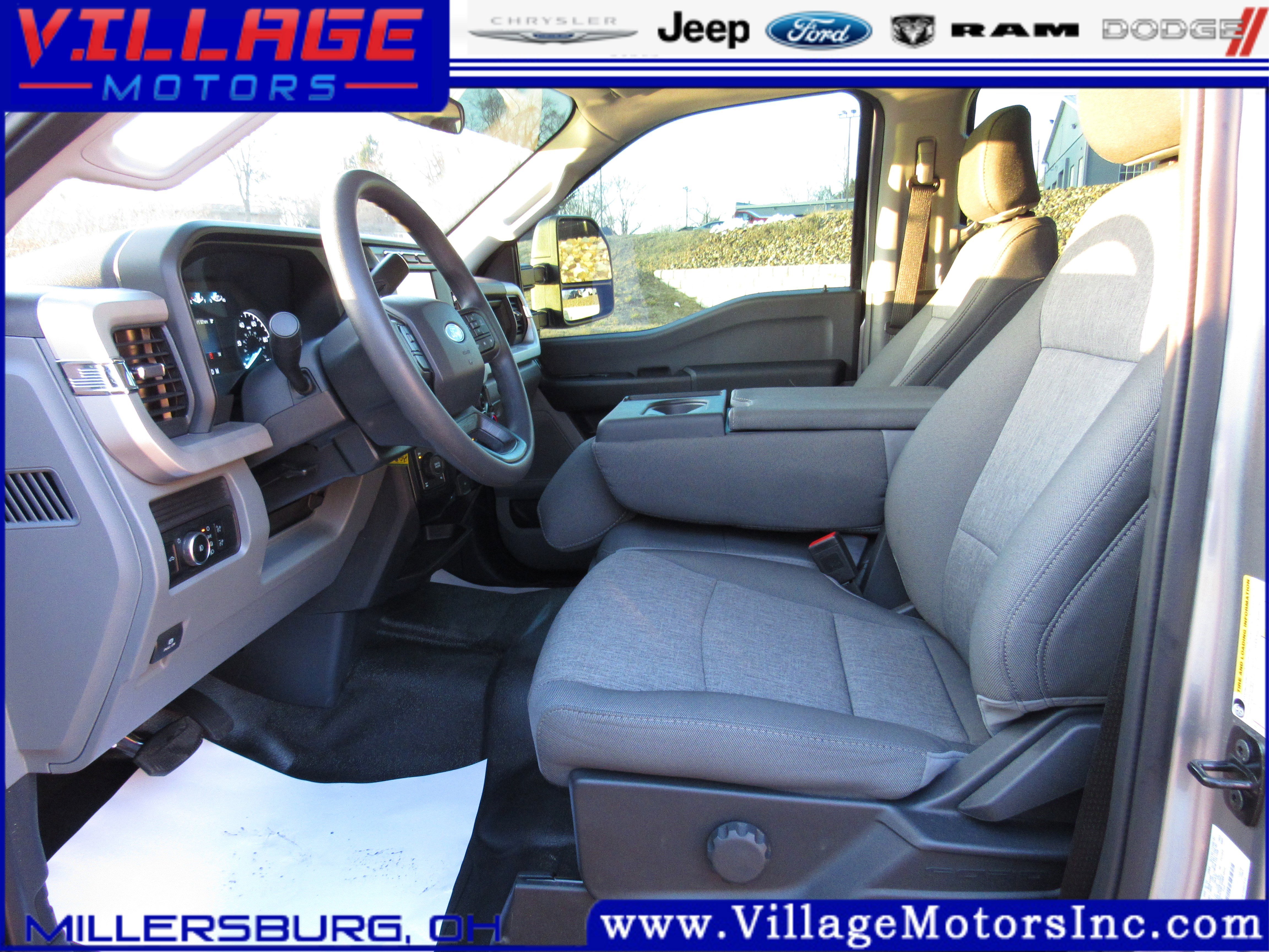 Used 2024 Ford F350 XL w/ Snow Plow Prep Package image 16