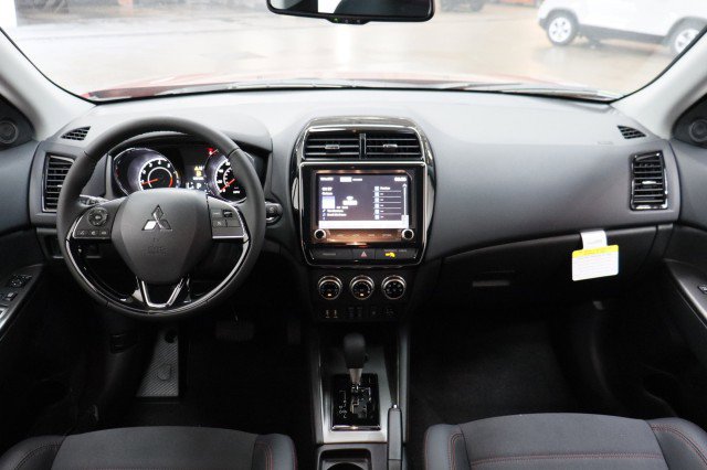 New 2026 Mitsubishi Outlander Sport SE AWD/4WD image 20