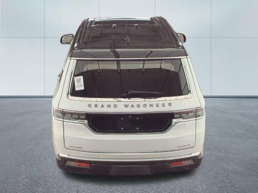 Used 2022 Jeep Grand Wagoneer Series III w/ Rear Seat Video Group 1 image 5