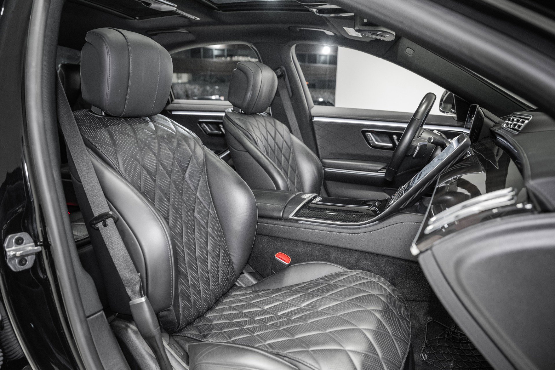 Used 2022 Mercedes-Benz S 580 4MATIC Sedan image 31